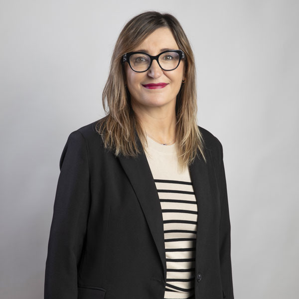 Irene, Directora Comercial y Gerente en Inmobiliaria Ireka